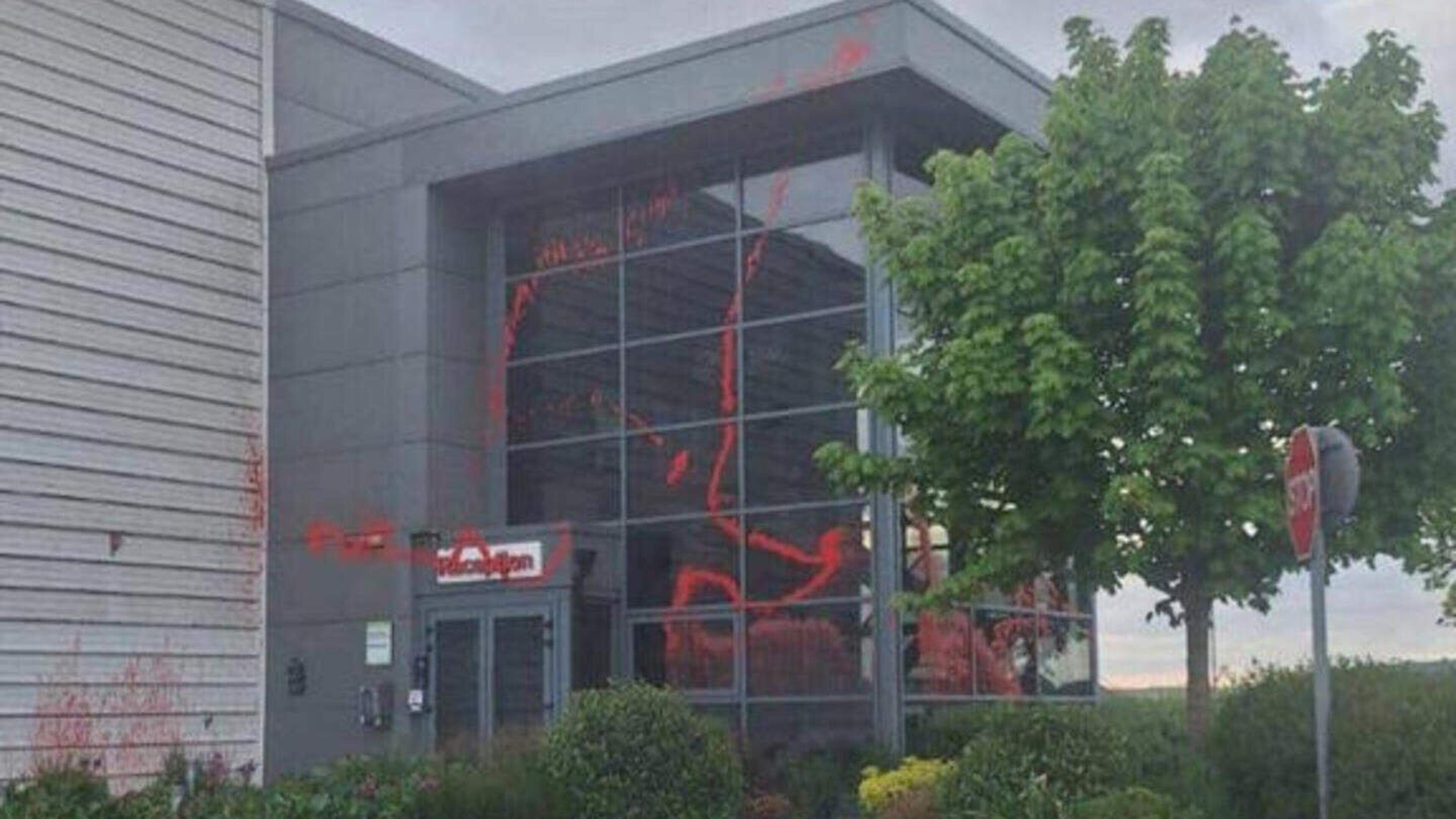 Palestine Action Éire group break in and attack aerospace company in Dublin